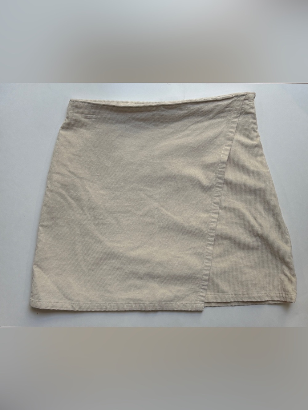Hollister Cream Corduroy Ultra High Rise Mini Skirt